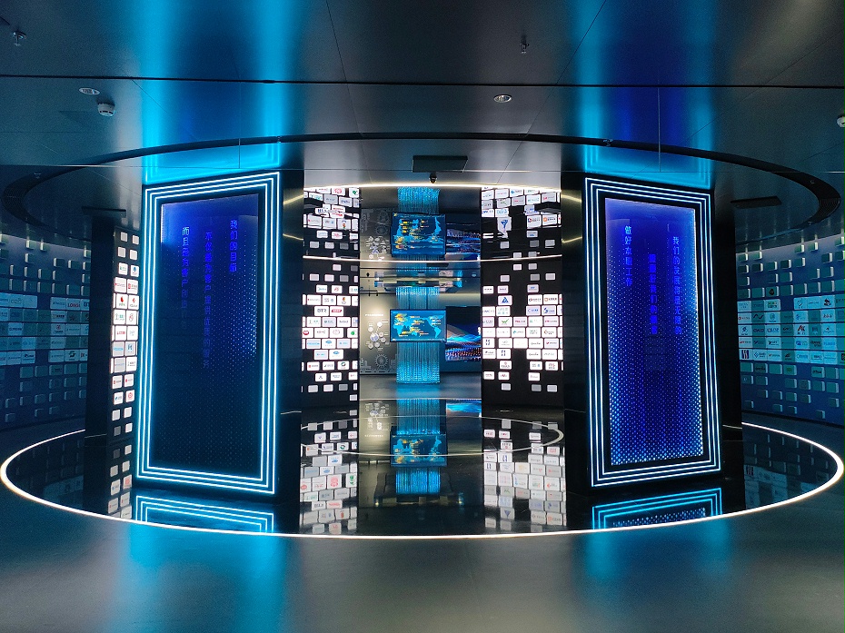 科技風(fēng)展廳裝修設(shè)計(jì)