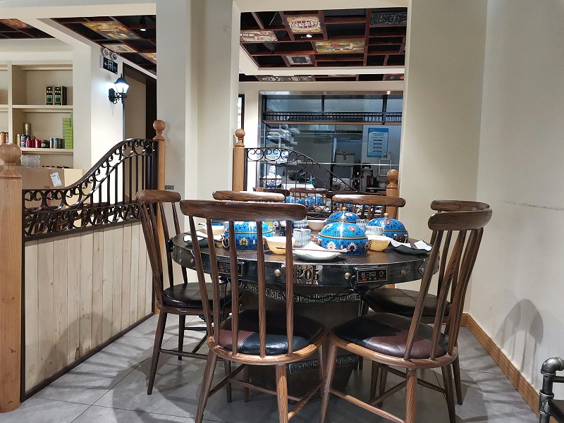 深圳餐廳裝修設(shè)計公司-文豐裝飾