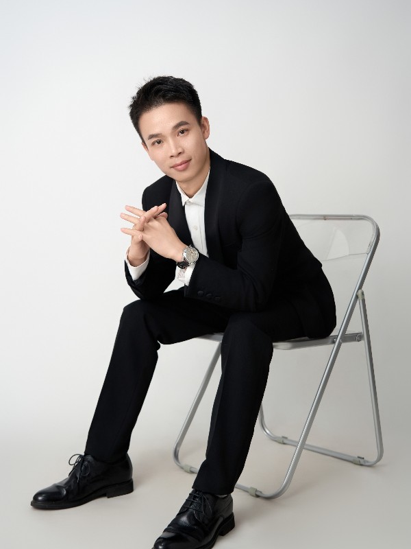 文豐裝飾-設(shè)計(jì)師曾卓林