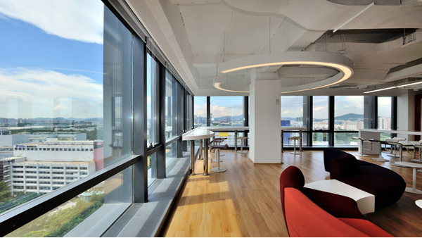 深圳公裝公司詳解：乳膠漆和硅藻泥哪個好以及優(yōu)缺點(diǎn)